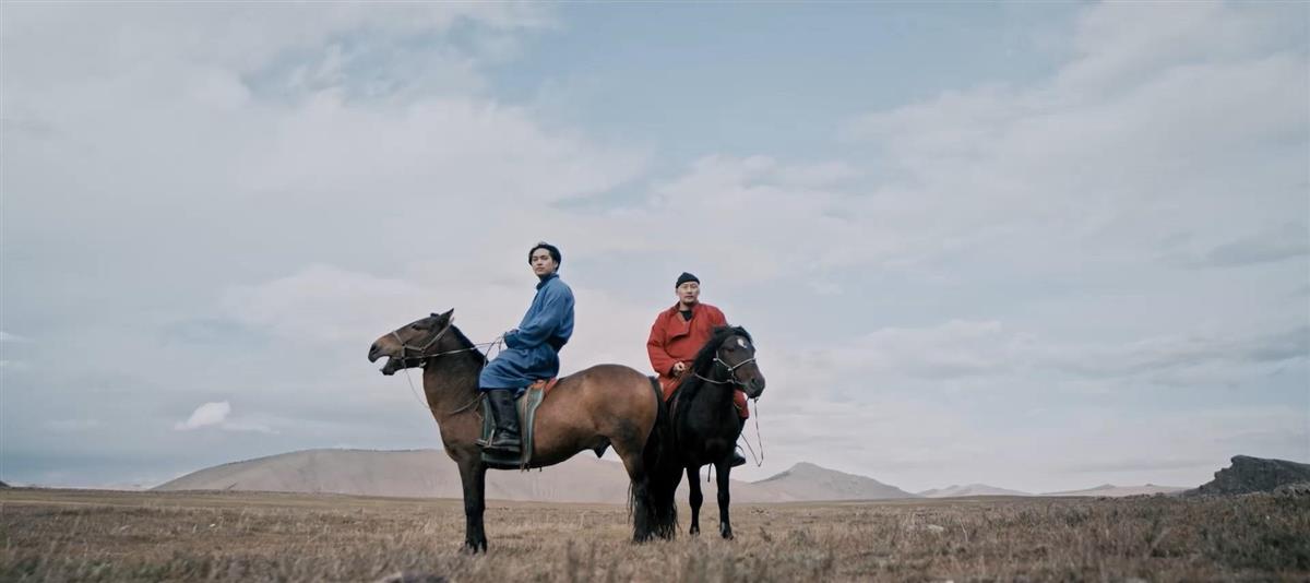 柳楽優弥「雄大な風景見にきて」 主演作品「ターコイズの空の下で」２６日公開 – 産経ニュース