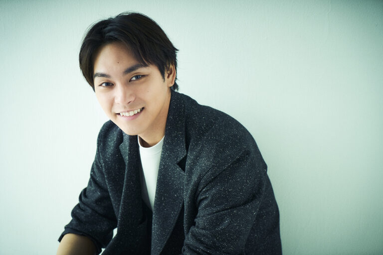 柳楽優弥「心が落ち着き元気をもらえる。出会えてよかった」好きな人を告白 – ananweb